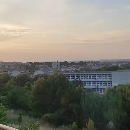 Sunshine 아파트 풀라